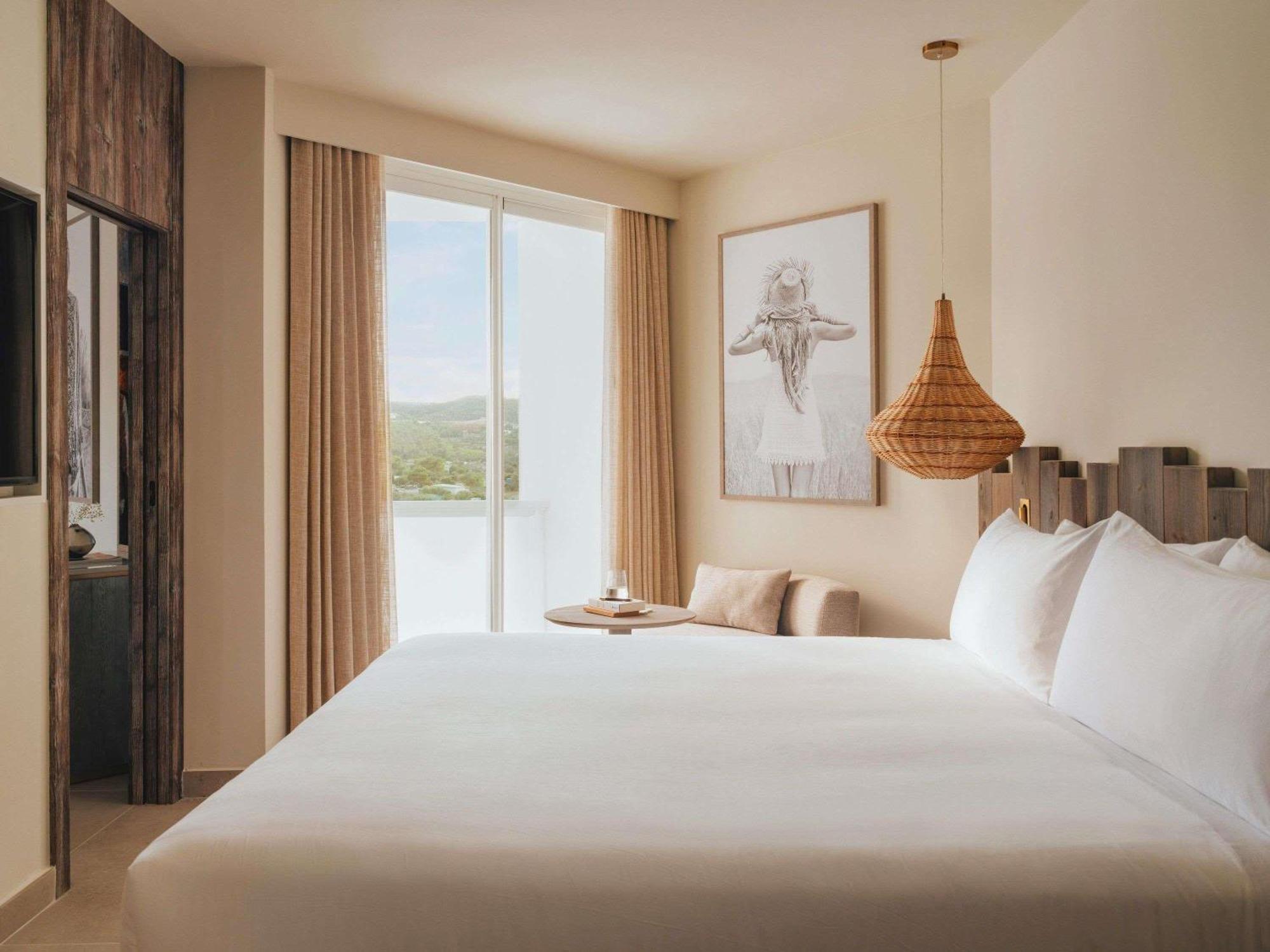 All Access 2 Bed Suite Sea View,1743362699:JPEG
