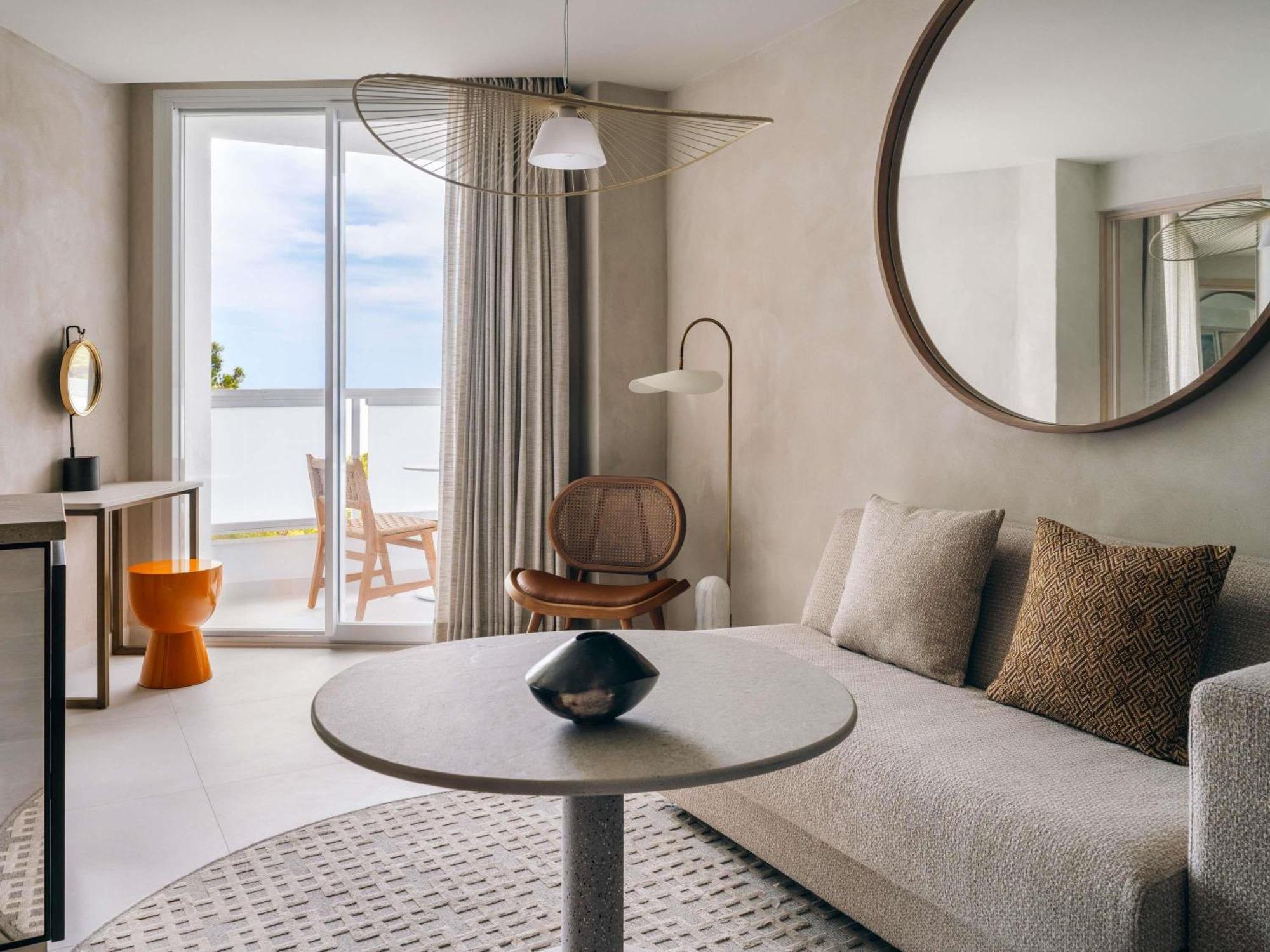 One-Bedroom Suite